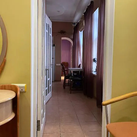 Apartment In Center On дальницкой улице